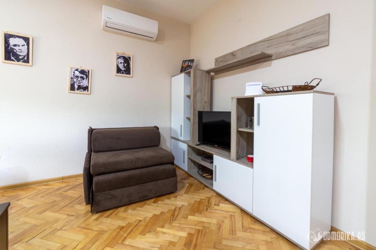 Apartmani Nina S Баина Баща Екстериор снимка