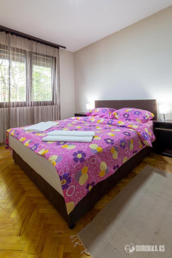 Apartmani Nina S Баина Баща Екстериор снимка