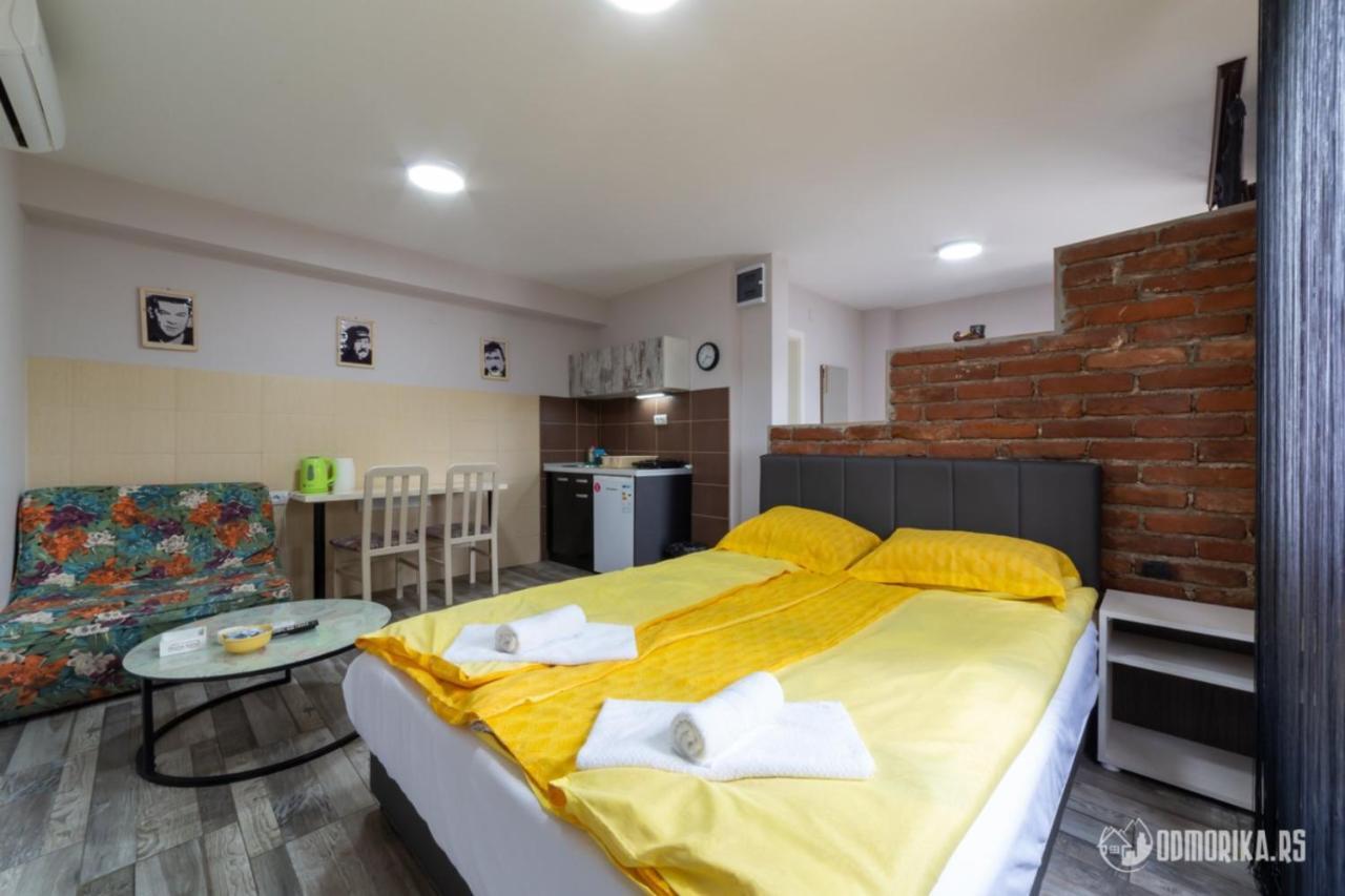 Apartmani Nina S Баина Баща Екстериор снимка